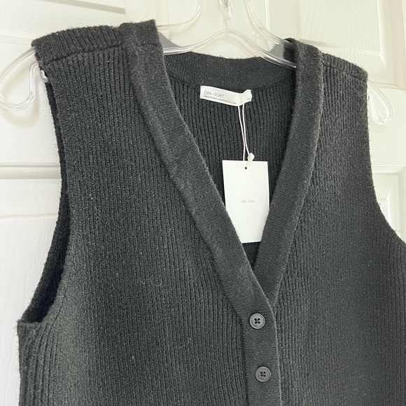 SOLD NWT Oak + Fort Black Relaxed Button Front Vest Cardigan M - Picture 8 of 16